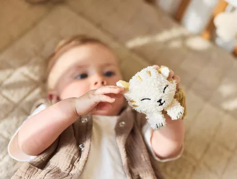 Hochet Main Et Pied - Charlie – Image 2