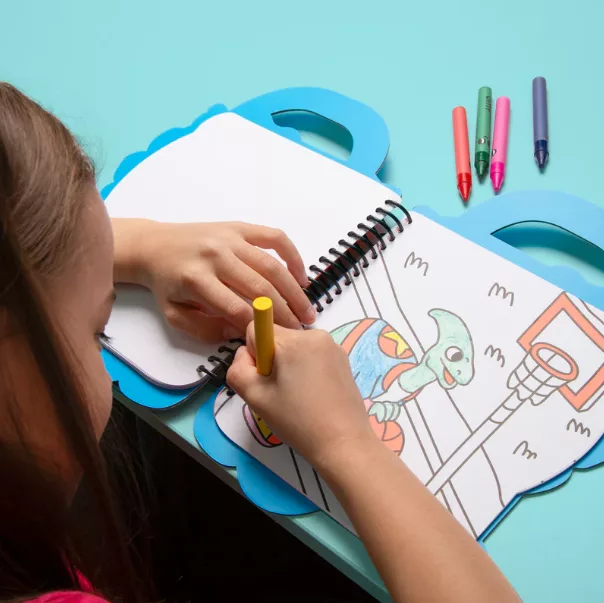 Cahier de coloriage et stickers - Dinos – Image 3