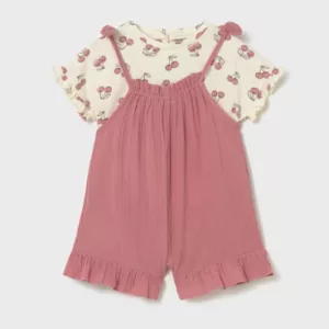 Ensemble salopette et t-shirt imprimé