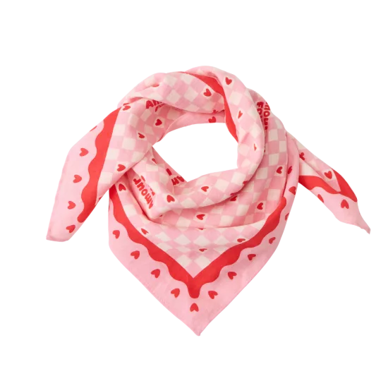 Foulard amour fou 55cm - fond rose / motif rouge